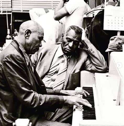Sunnyland Slim and Howlin’ Wolf